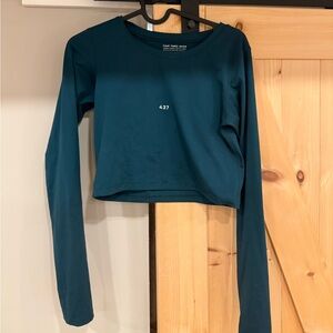 437 activewear top - the warmup top